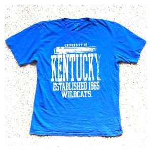 🏈🏀Kentucky Wildcats Tee Shirt 🏀🏈